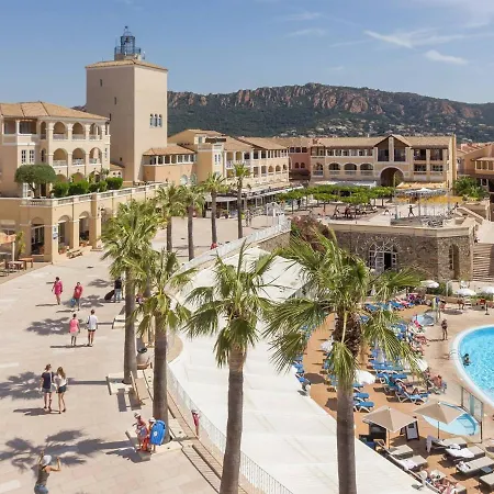 Cosy Avec Terrasse Et Acces Piscines A Cap Esterel - Fr-1-504-645