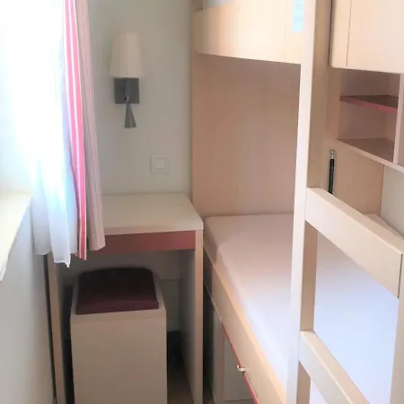 Cosy Avec Terrasse Et Acces Piscines A Cap Esterel - Fr-1-504-645 Saint-Raphaël