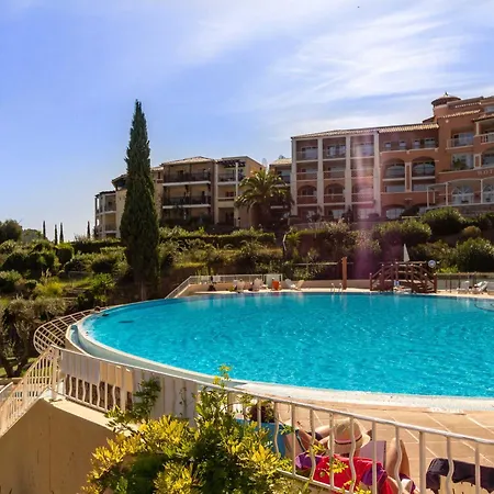 Cosy Avec Terrasse Et Acces Piscines A Cap Esterel - Fr-1-504-645 Lägenhet *