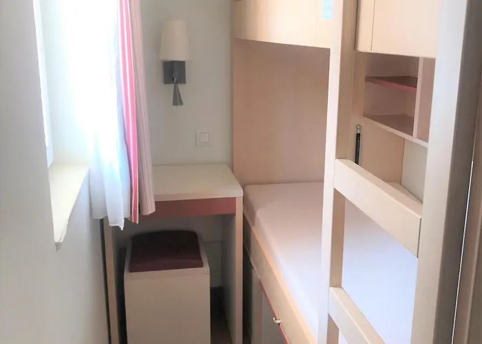 Cosy Avec Terrasse Et Acces Piscines A Cap Esterel - Fr-1-504-645 Saint-Raphaël