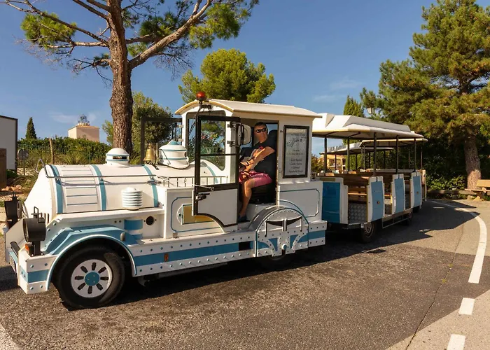 Cosy Avec Terrasse Et Acces Piscines A Cap Esterel - Fr-1-504-645 * Saint-Raphaël